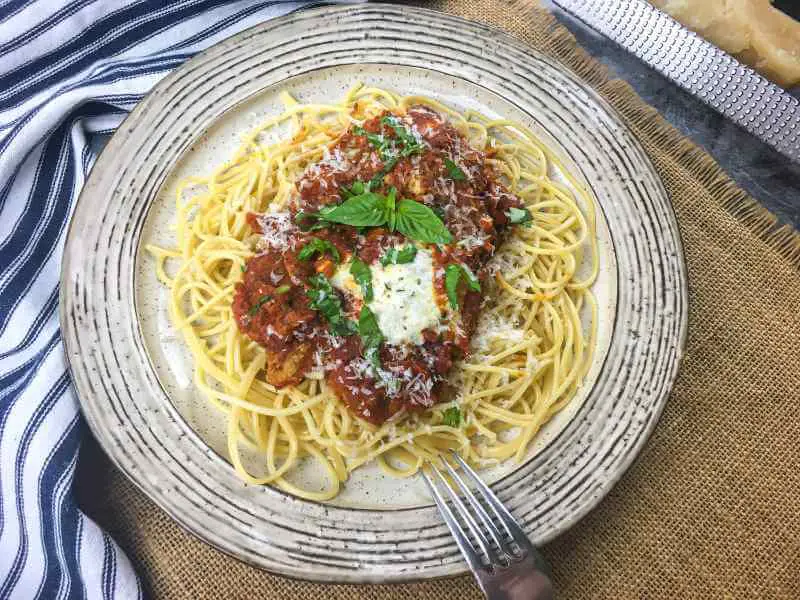 Chicken Parmesan with spaghetti 