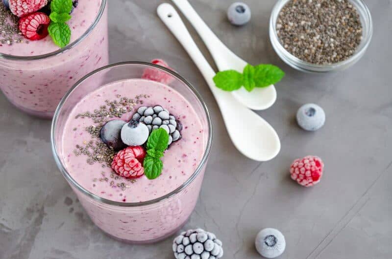 Surefire Tips for Blending Frozen Fruits for Smoothies - Tiny Kitchen Divas