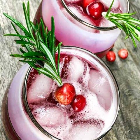 Cinnamon And Cumin-Infused Cranberry Spritzer