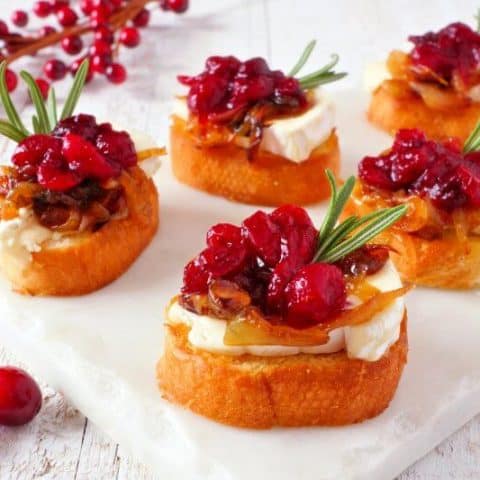 Crostini with Brie and Orange-Cranberry Relish