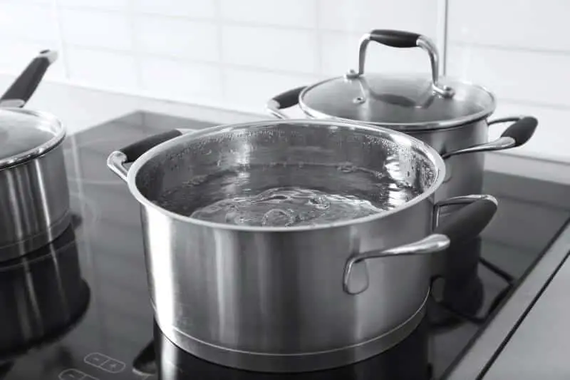 boiling water on induction stove