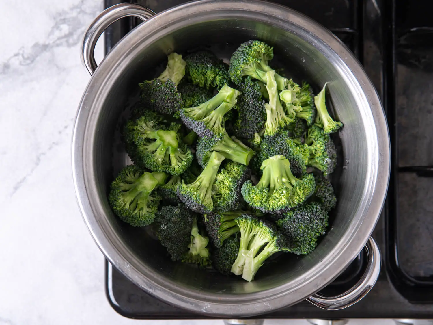 Add the broccoli and cook for another 2-3 minutes, or until the broccoli is just tender-crisp.